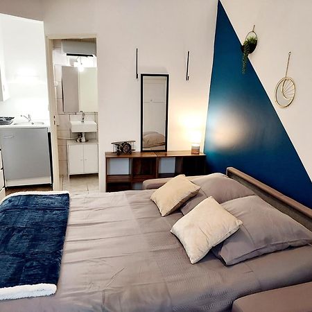 Studio B Aux Pieds Des Thermes Néris-les-Bains Esterno foto