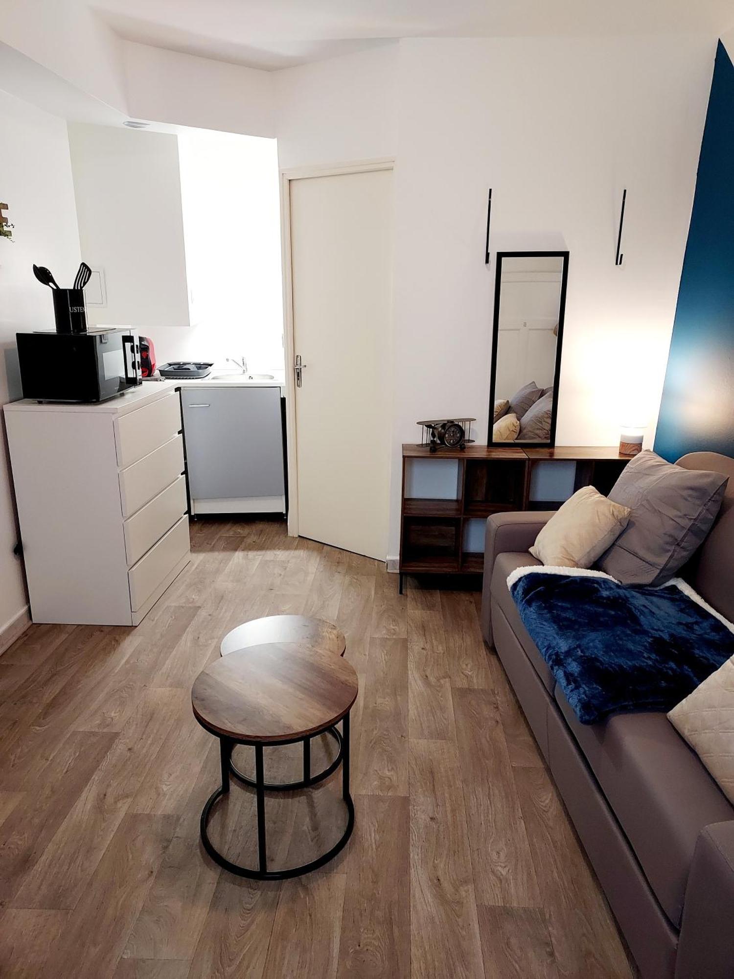 Studio B Aux Pieds Des Thermes Néris-les-Bains Esterno foto