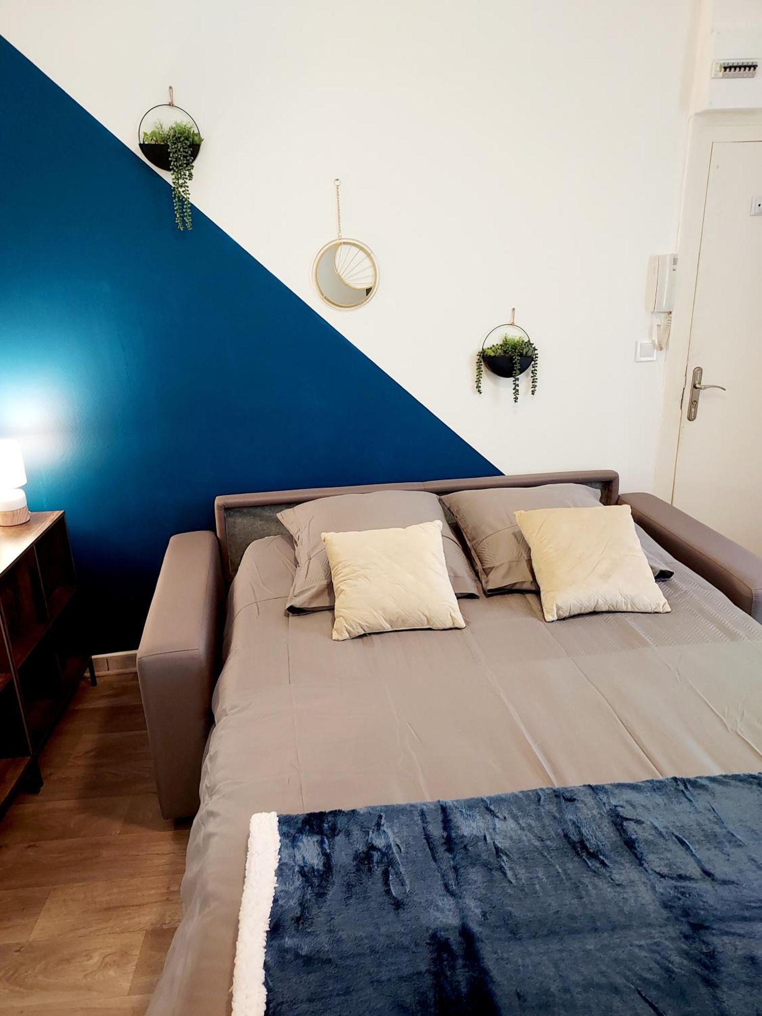 Studio B Aux Pieds Des Thermes Néris-les-Bains Esterno foto