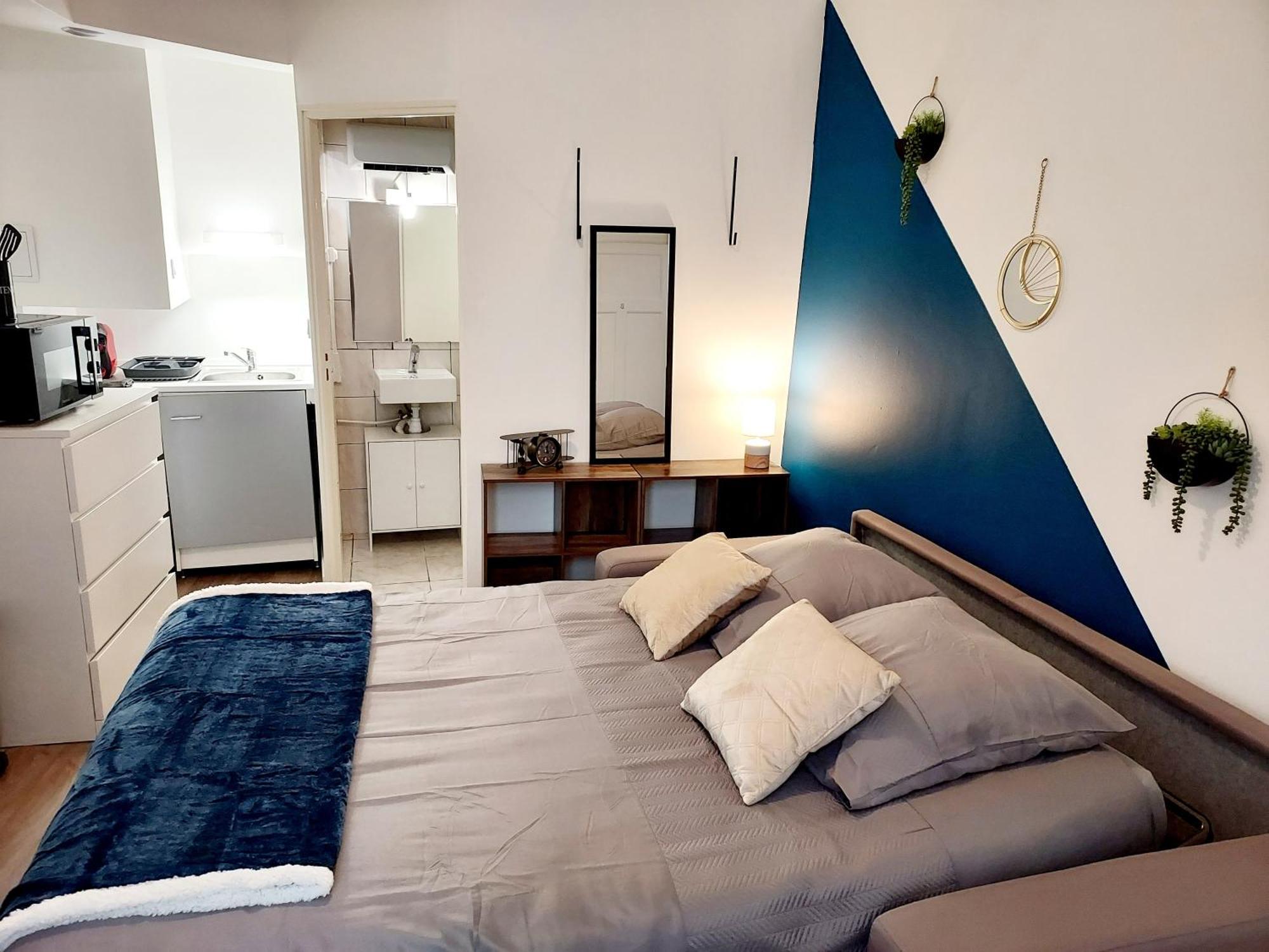 Studio B Aux Pieds Des Thermes Néris-les-Bains Esterno foto